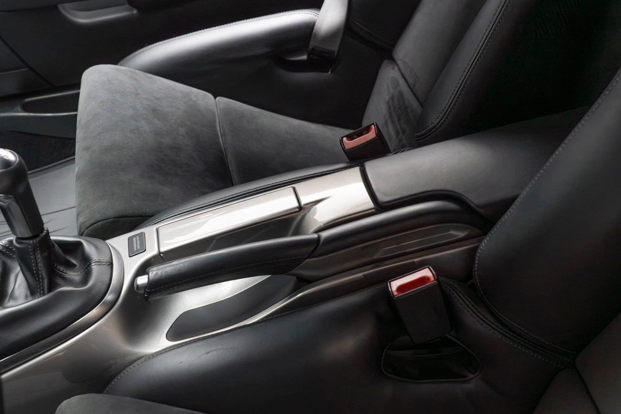 Used 2012 Porsche Cayman R image 16