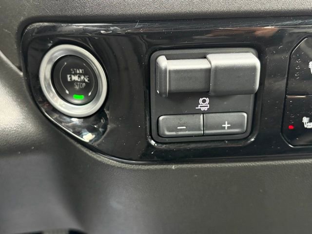 Used 2025 GMC Sierra 1500 SLT image 21