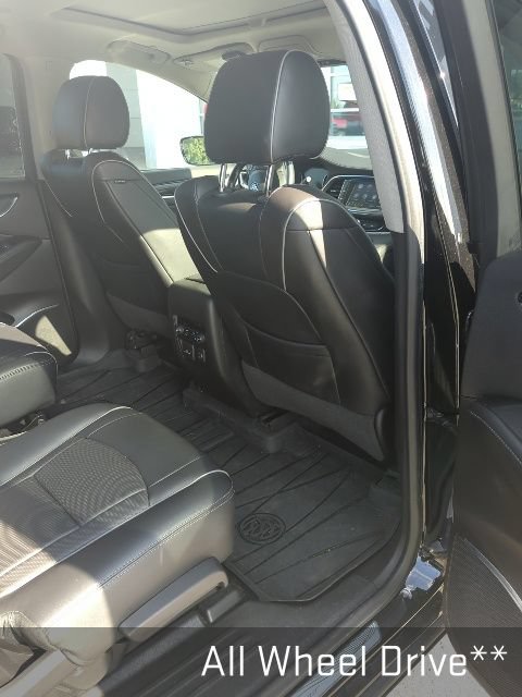 Used 2020 Buick Enclave Avenir w/ Avenir Technology Package AWD/4WD image 10