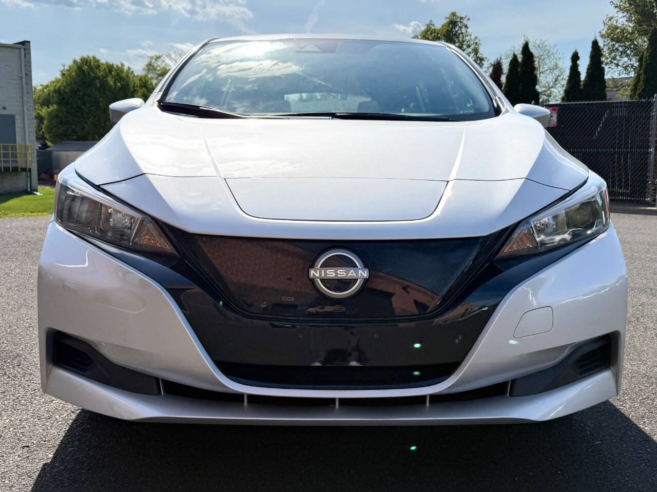 Used 2023 Nissan Leaf S FWD image 2