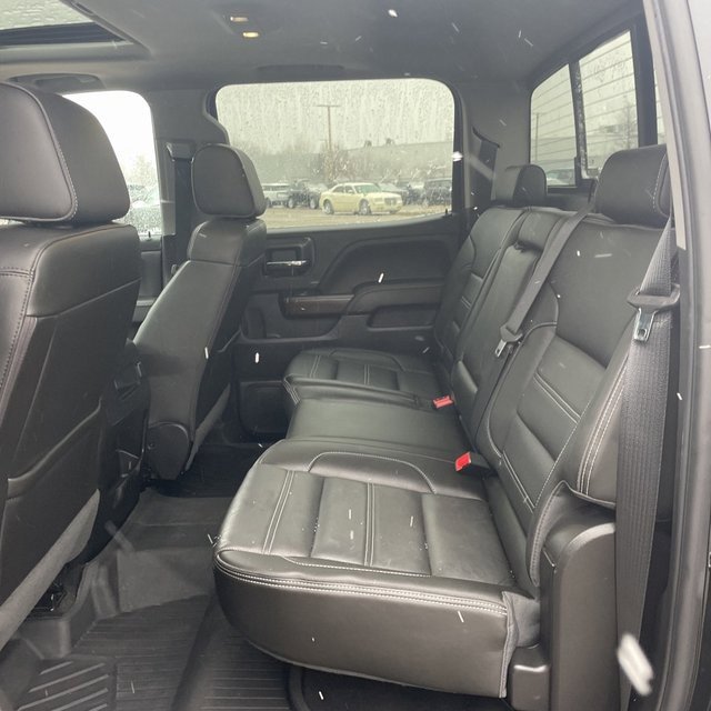 Used 2018 GMC Sierra 1500 Denali image 4