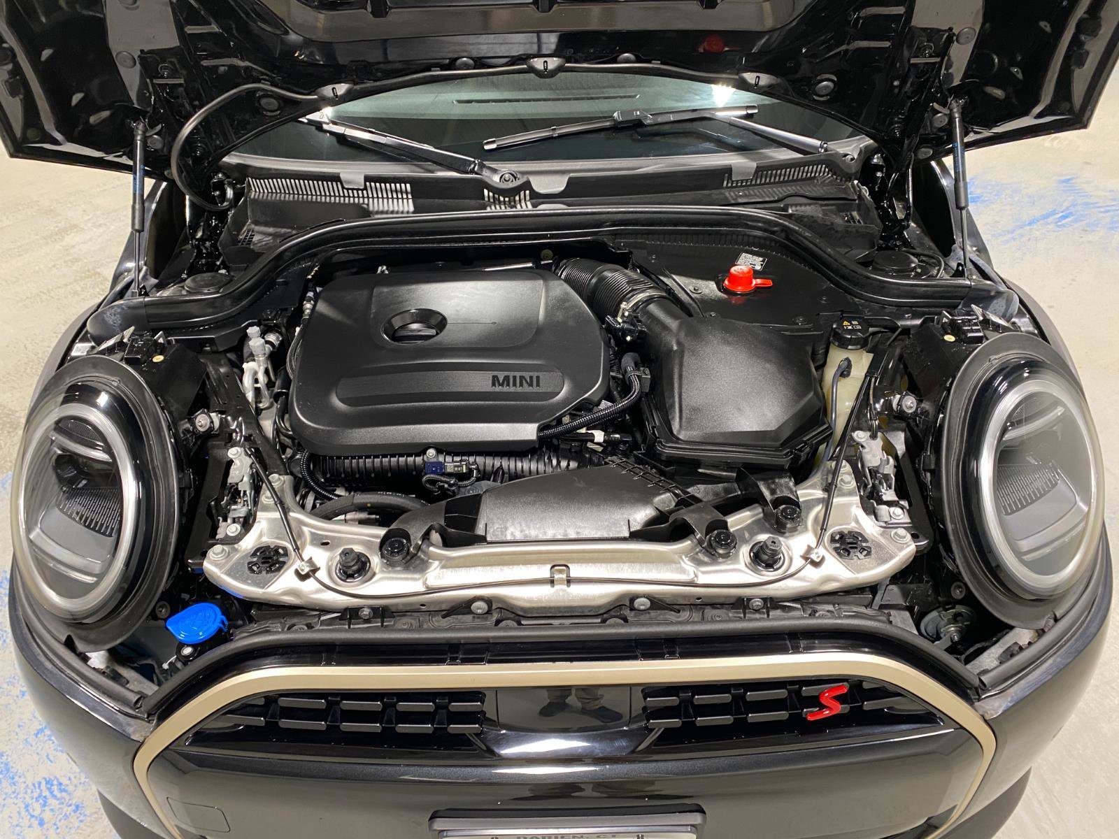 Certified 2025 MINI Cooper S image 25