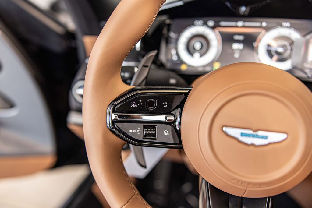 New 2026 Aston Martin Vanquish Convertible RWD image 26