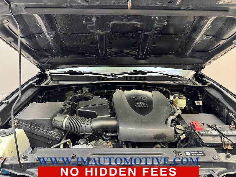 Used 2019 Toyota Tacoma SR5 image 10