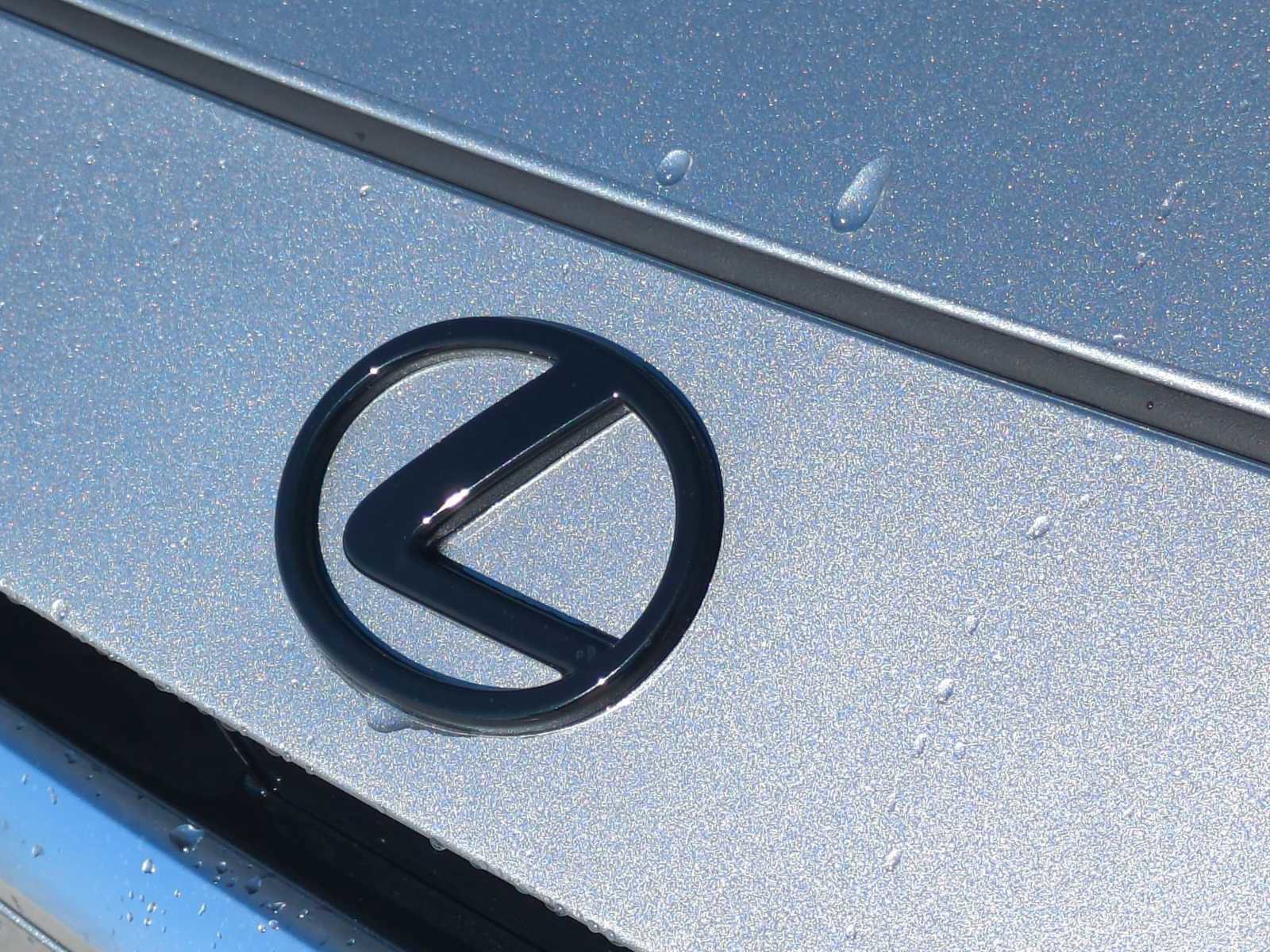 Used 2025 Lexus TX 500h AWD w/ Technology Package image 19