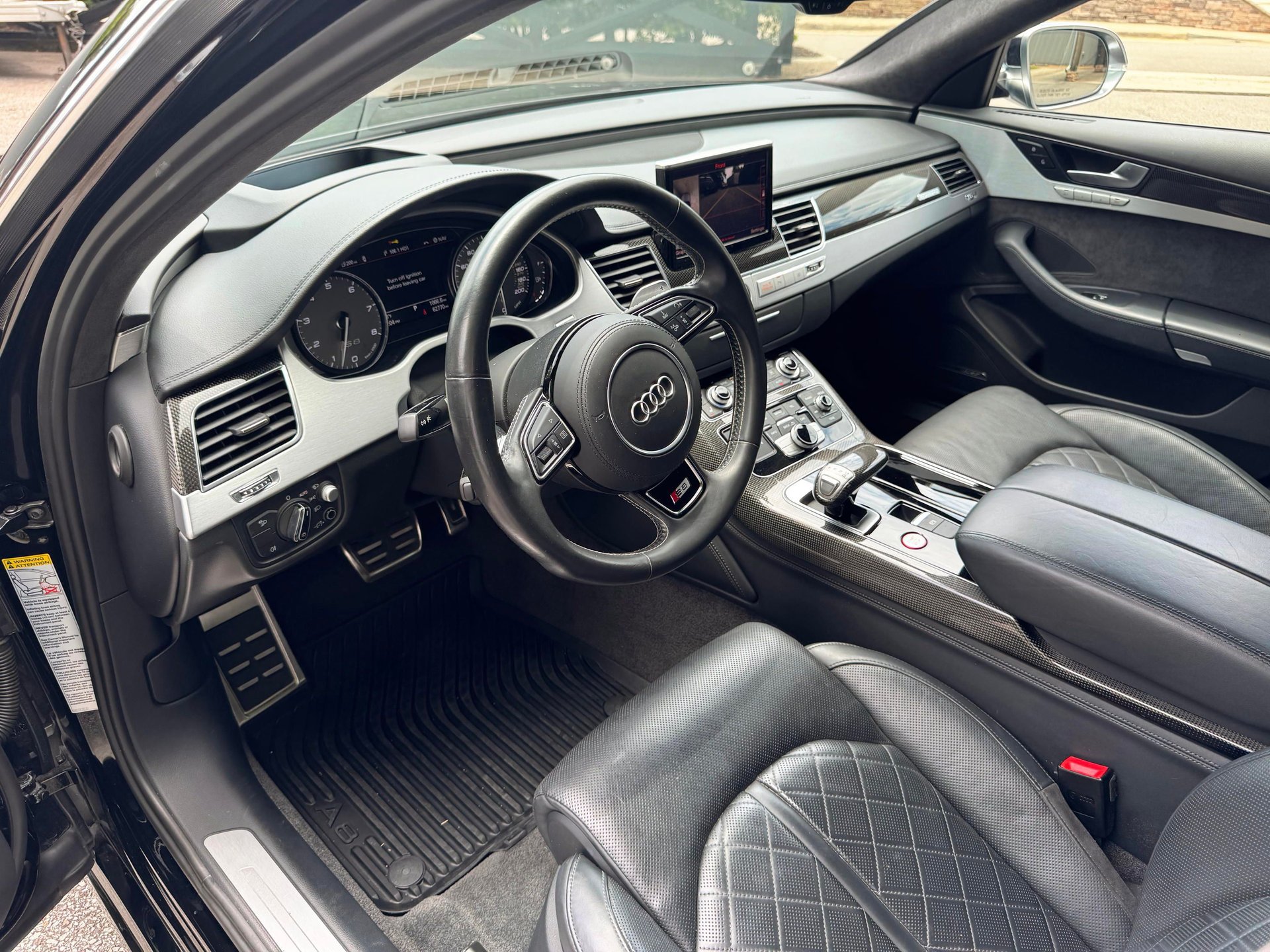 Used 2017 Audi S8 Plus AWD/4WD image 22