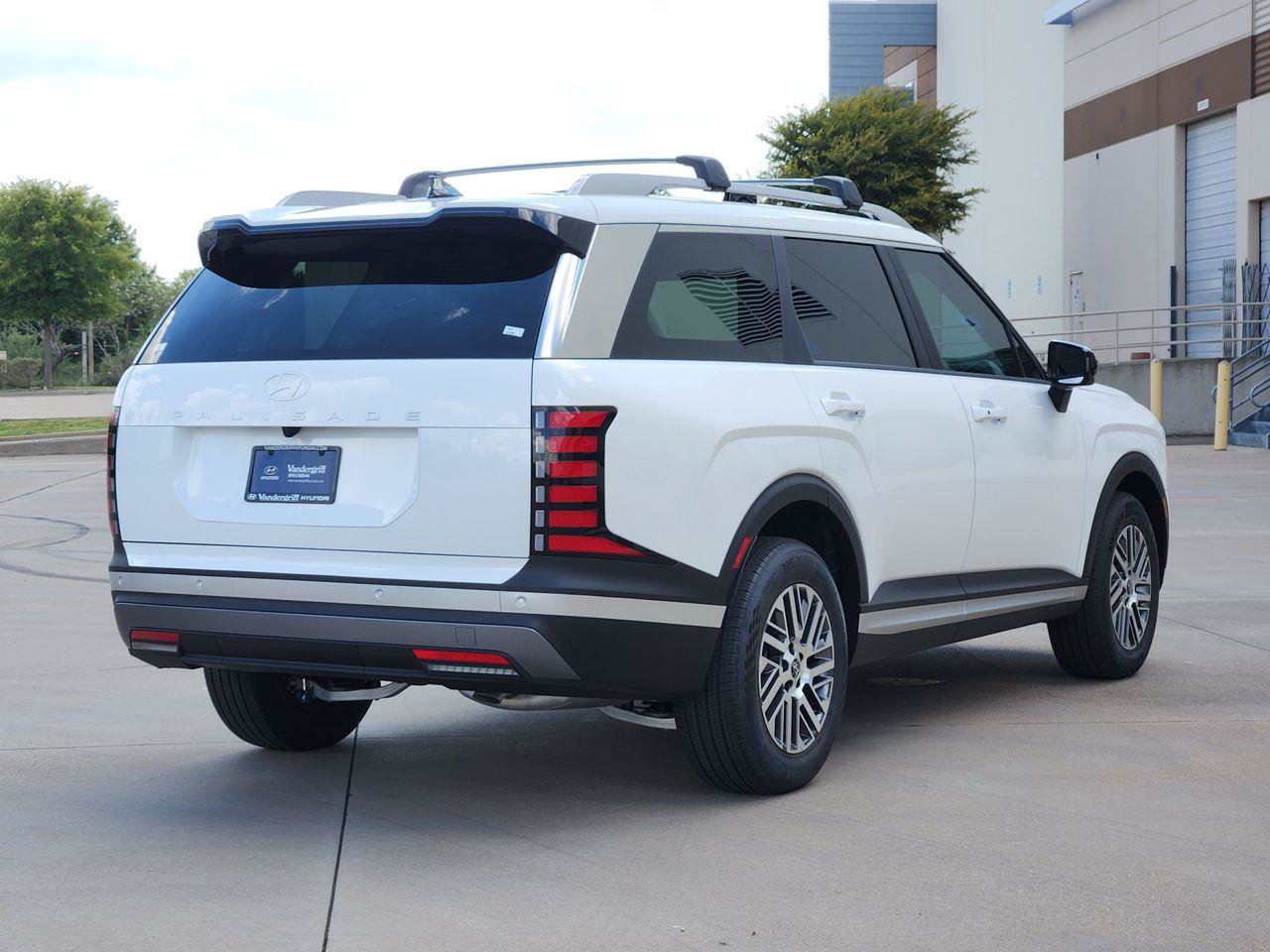 New 2027 Hyundai Palisade SEL FWD image 4