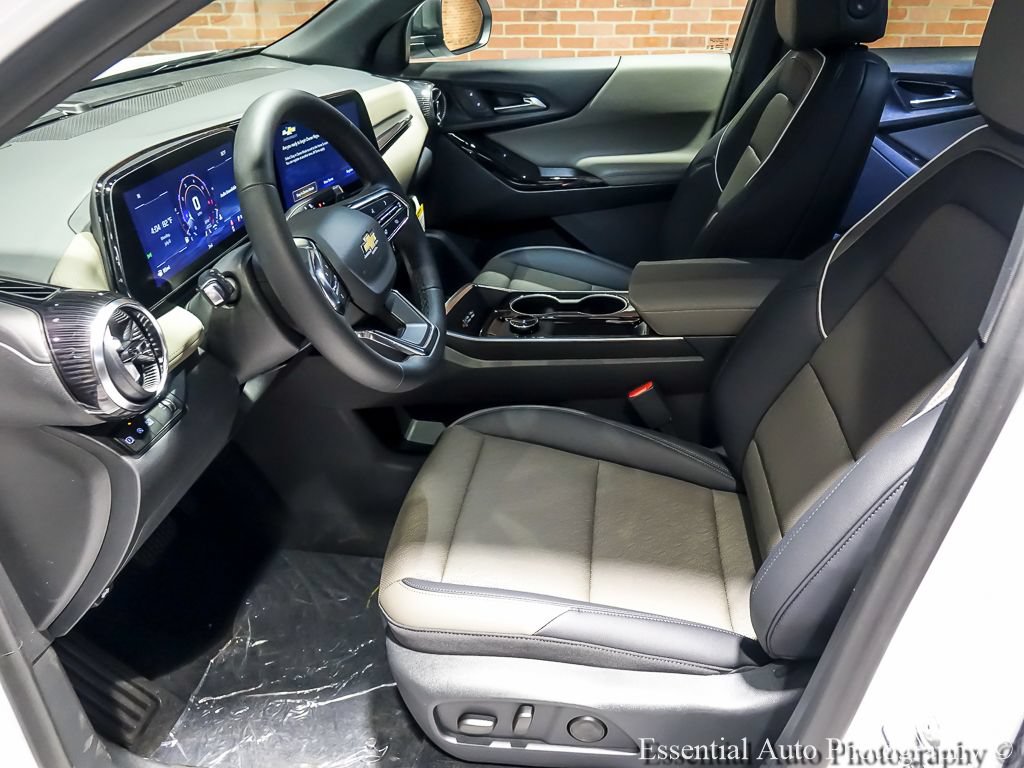 New 2027 Chevrolet Equinox LT w/ Convenience Package II FWD image 10