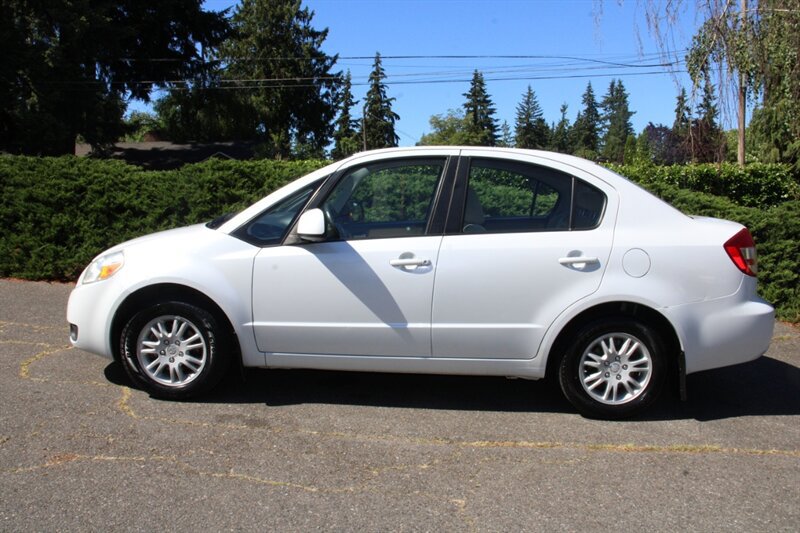 Used 2012 Suzuki SX4 LE FWD image 12