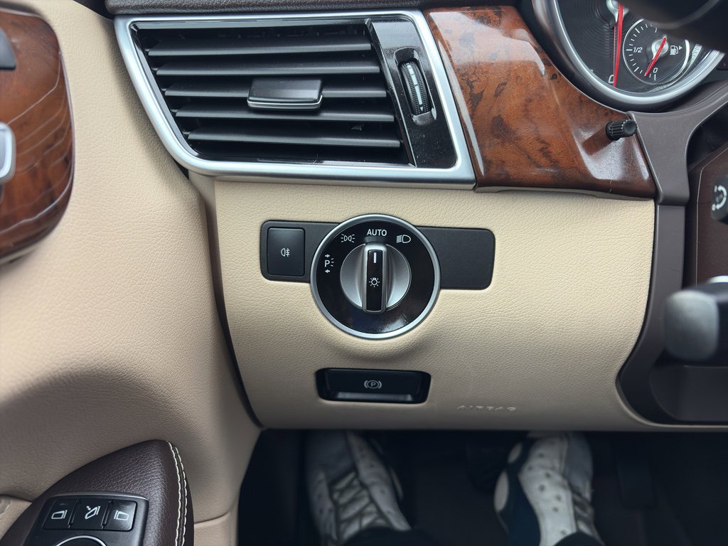 Used 2019 Mercedes-Benz GLS 450 4MATIC image 23