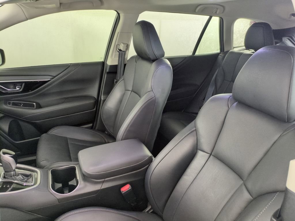 Used 2024 Subaru Outback Limited image 12