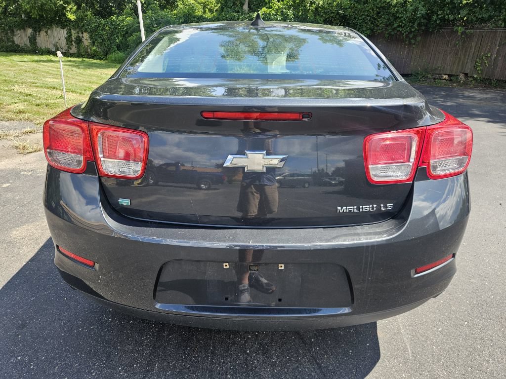 Used 2015 Chevrolet Malibu LS w/ Protection Package FWD image 8