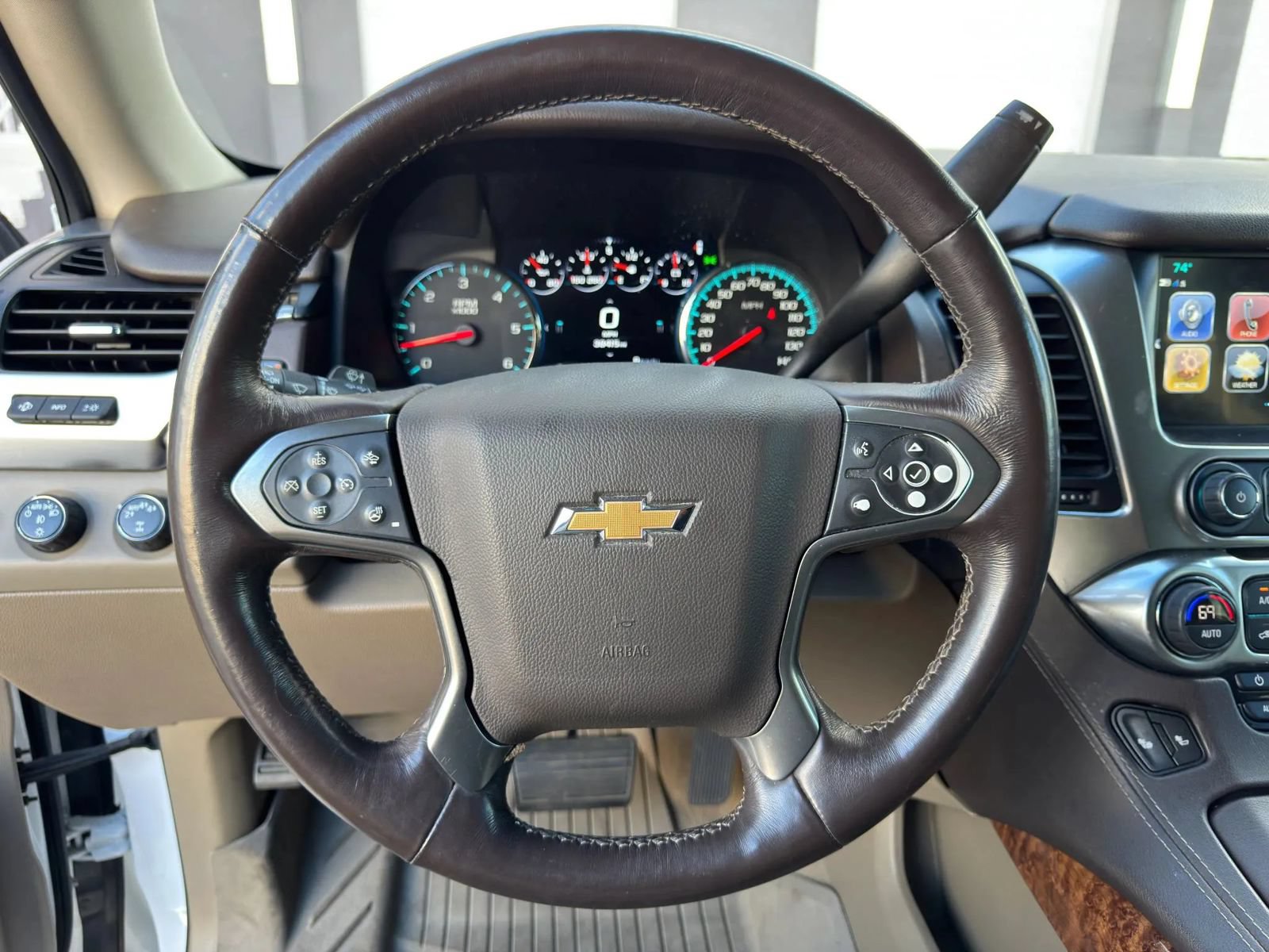 Used 2020 Chevrolet Suburban Premier w/ Max Trailering Package AWD/4WD image 14