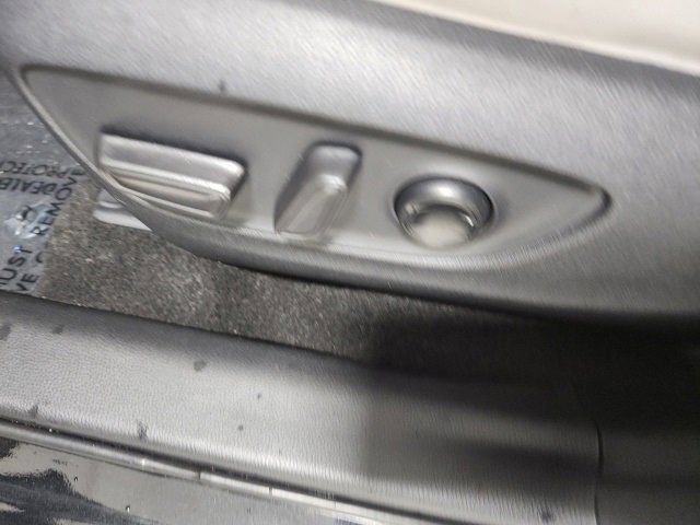 Used 2020 Toyota RAV4 Limited w/ All Weather Liner Package image 25