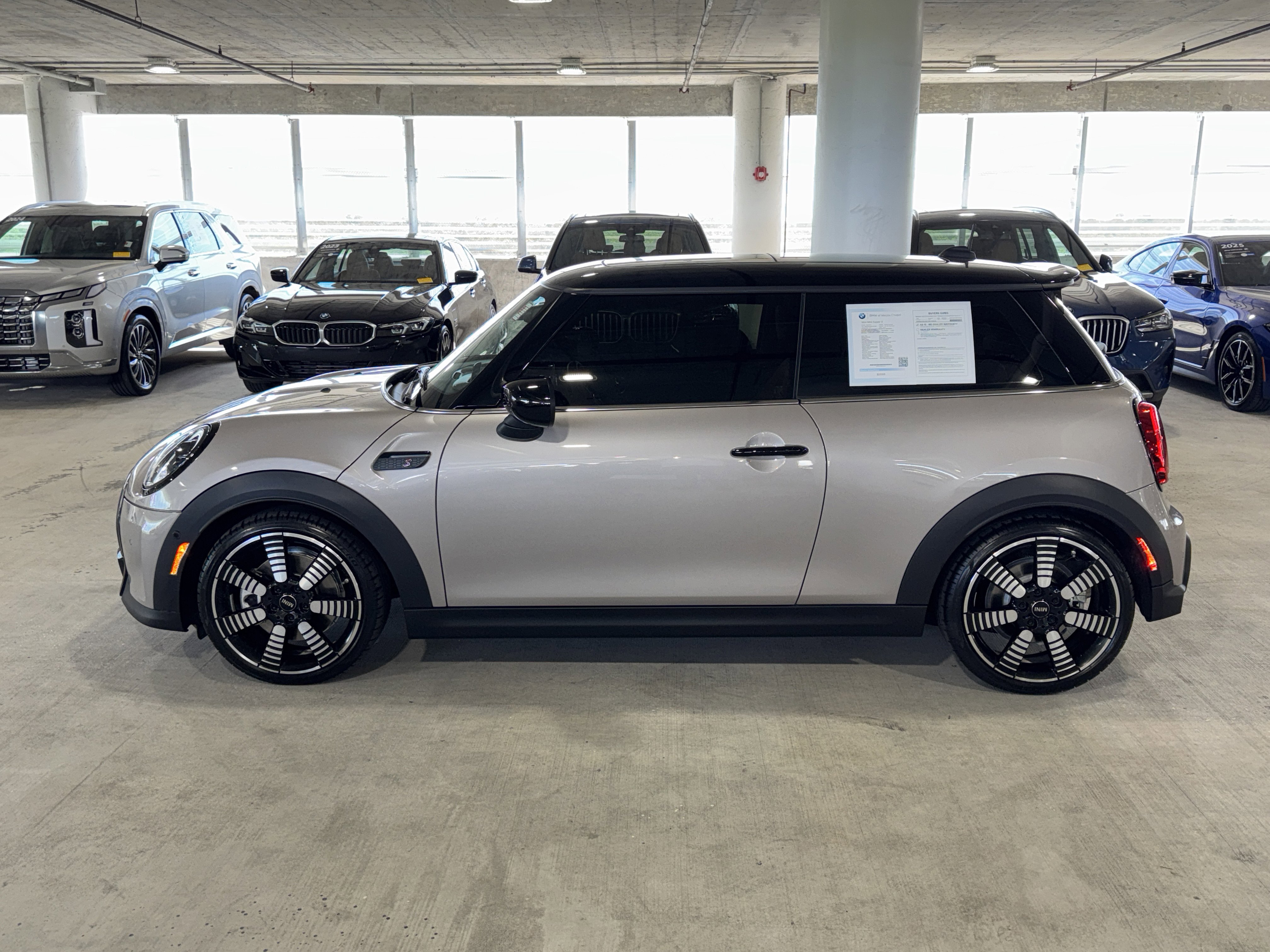 Used 2024 MINI Cooper S FWD image 5