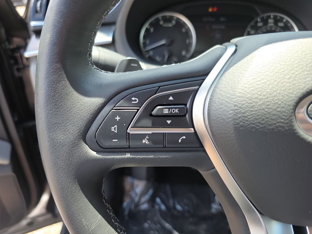Used 2025 INFINITI QX50 Luxe w/ Accent Package AWD/4WD image 21