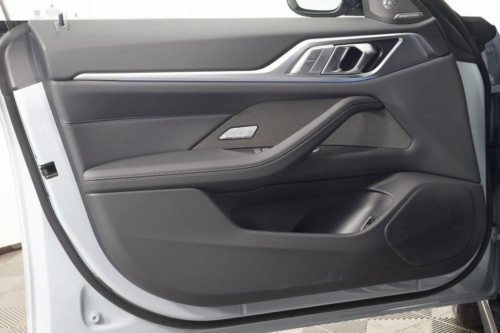 New 2026 BMW i4 eDrive40 w/ M Sport Package RWD image 7