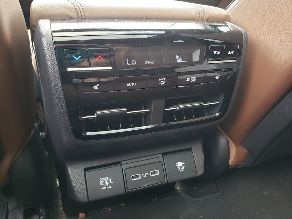 Certified 2024 Acura MDX SH-AWD w/ Advance Package image 11