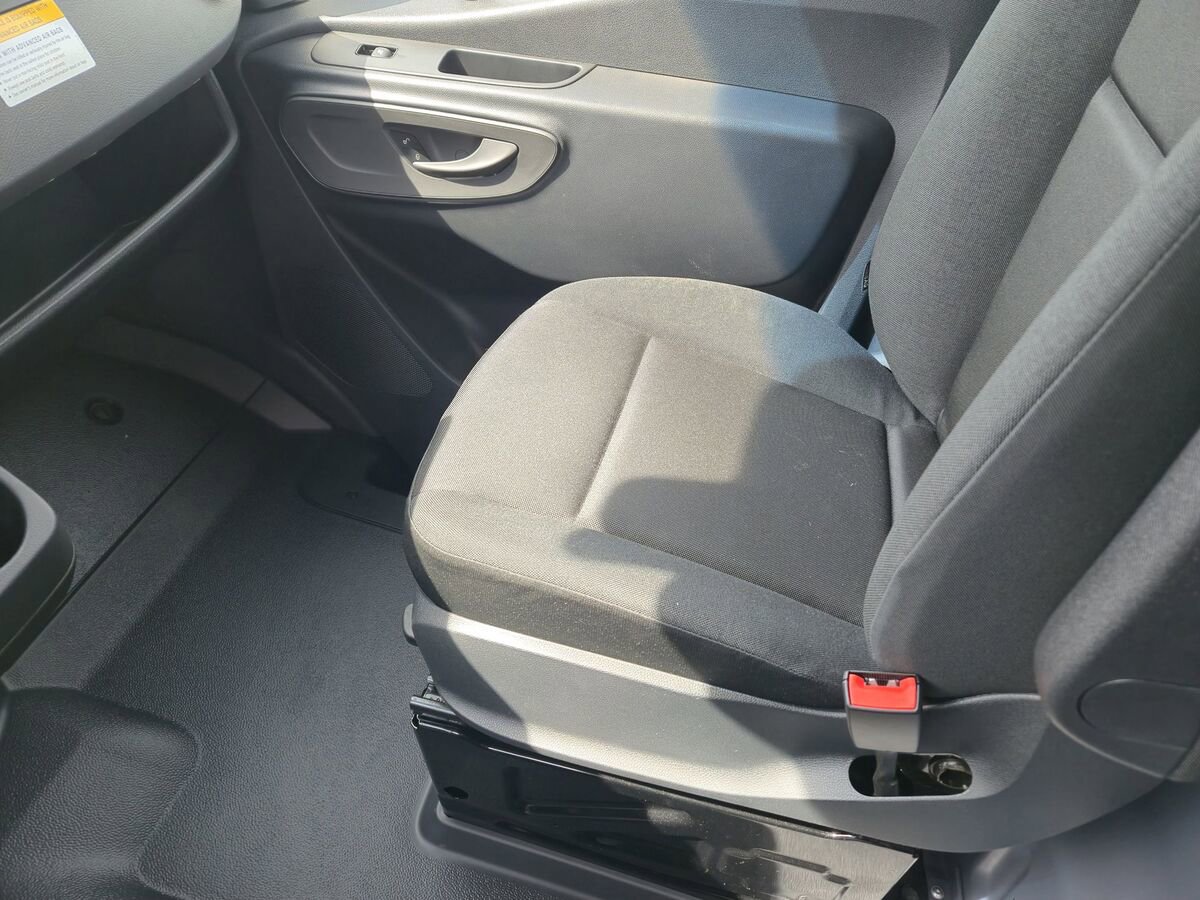 New 2024 Mercedes-Benz Sprinter 2500 image 13