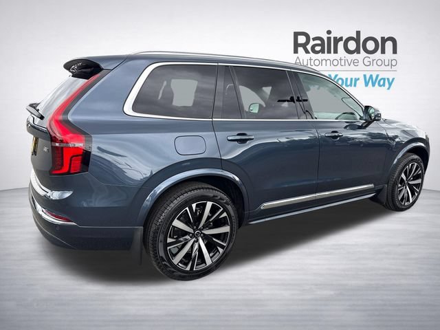 Used 2025 Volvo XC90 B5 Core w/ Protection Package Premier AWD/4WD image 7