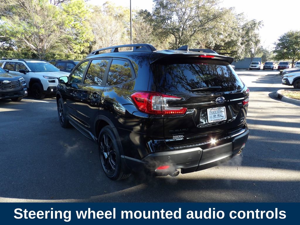 Used 2025 Subaru Ascent Onyx Edition w/ Onyx Package image 9