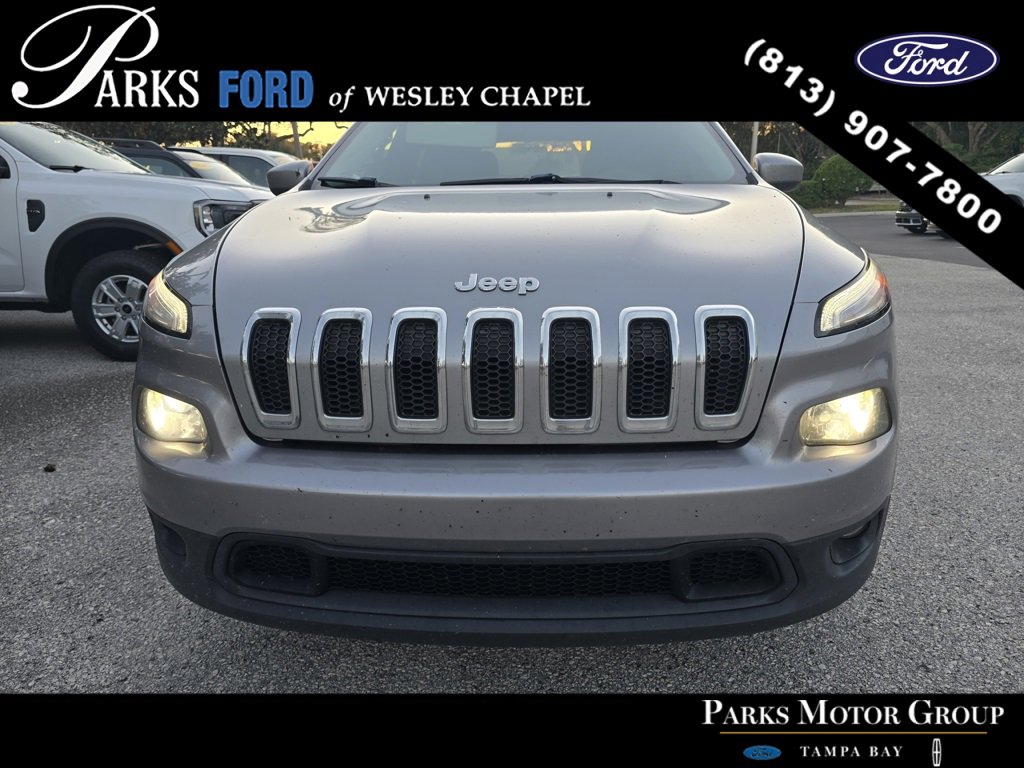 Used 2017 Jeep Cherokee Latitude w/ Comfort/Convenience Group