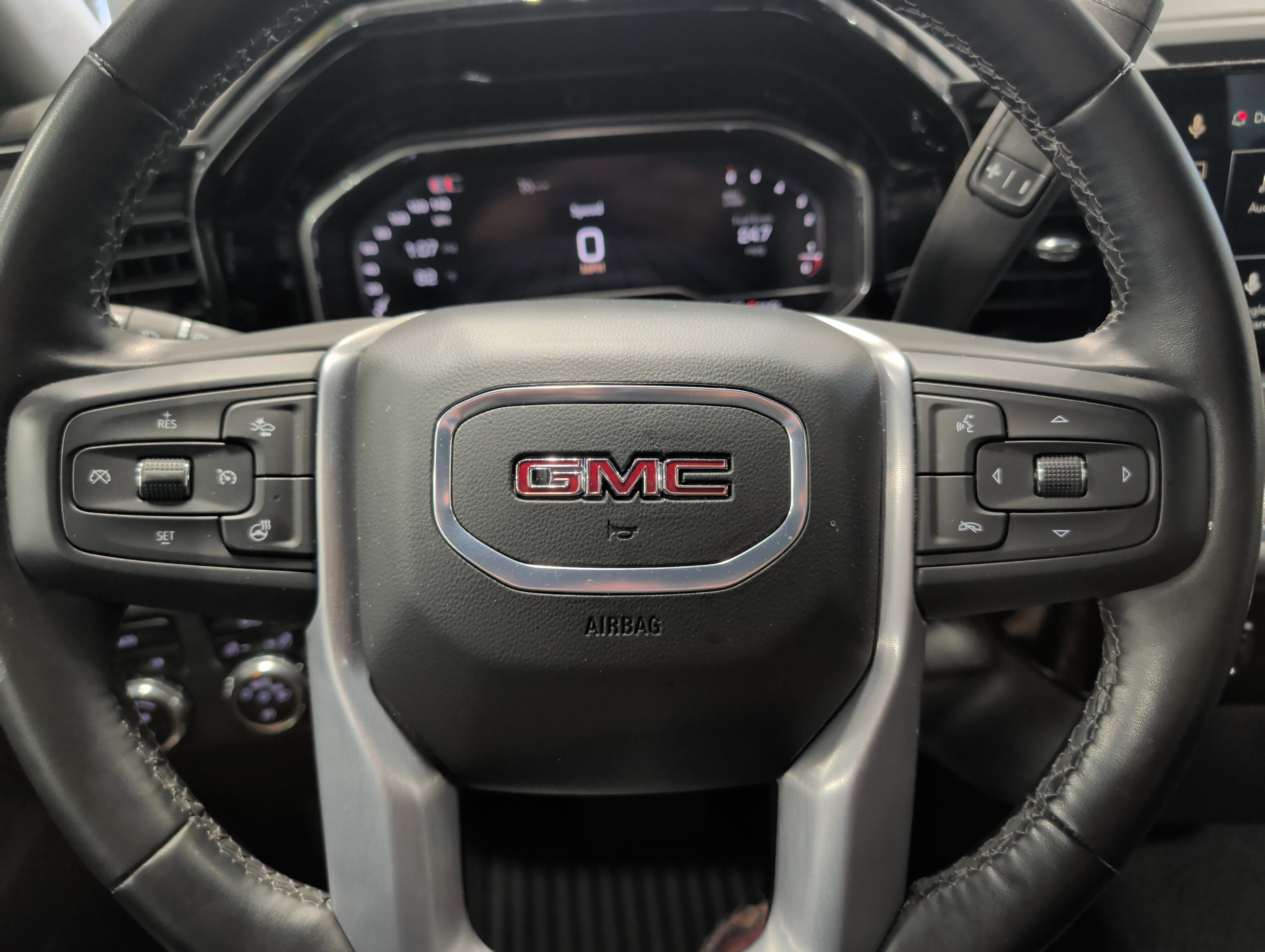 Used 2024 GMC Sierra 1500 Elevation AWD/4WD image 10