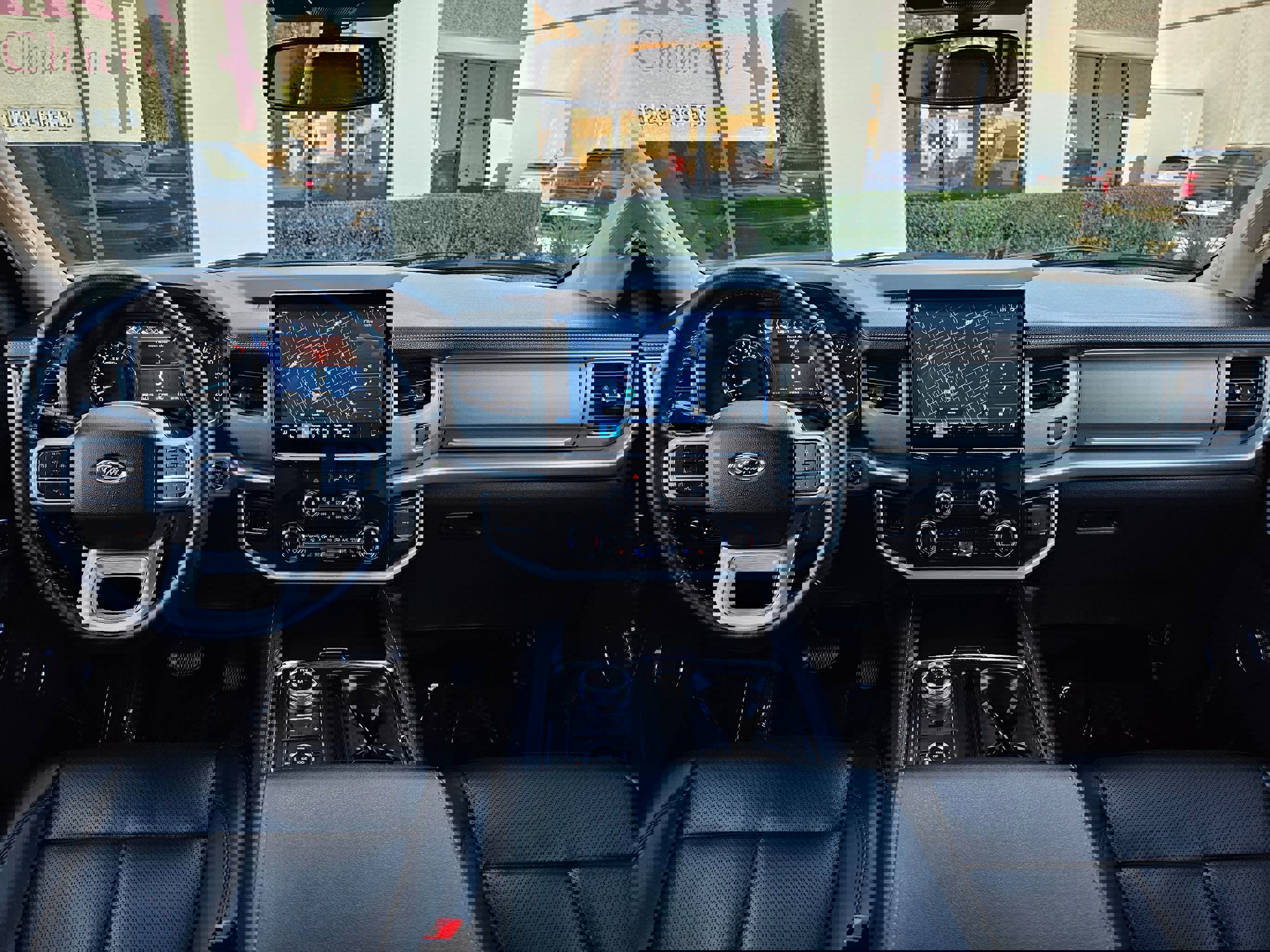 Used 2022 Ford Expedition XLT image 23