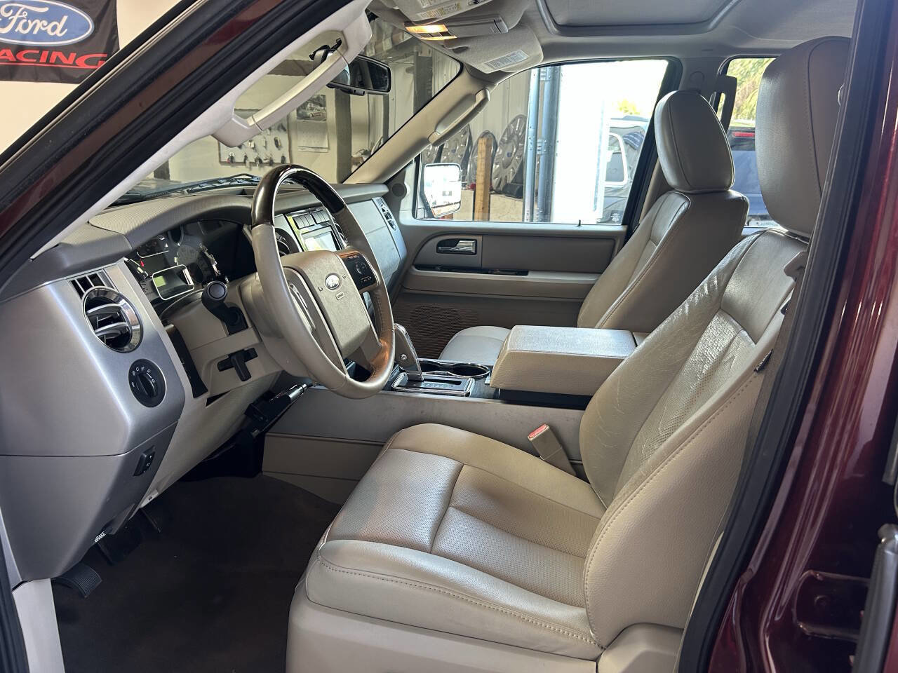 Used 2012 Ford Expedition Limited RWD image 23