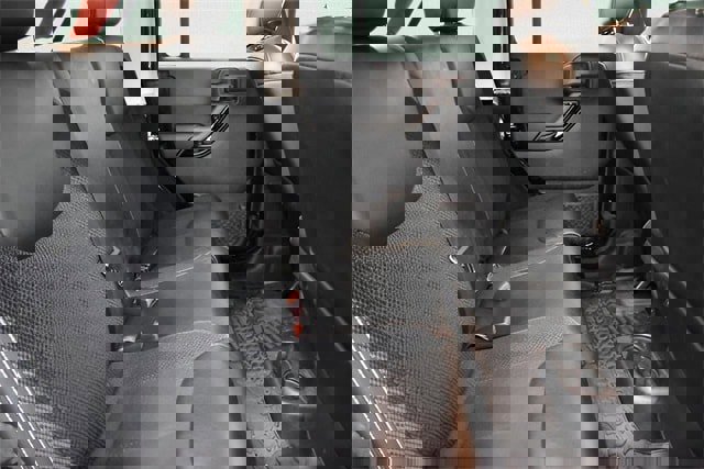 Used 2017 Jeep Wrangler Unlimited Sahara image 19