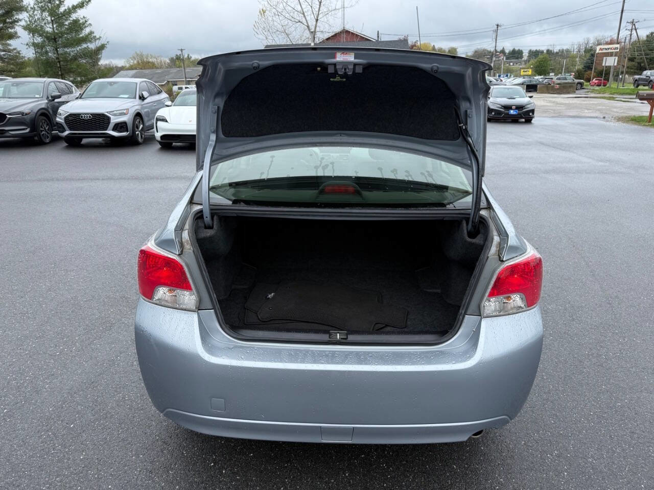 Used 2013 Subaru Impreza 2.0i Premium w/ All-Weather Pkg AWD/4WD image 10