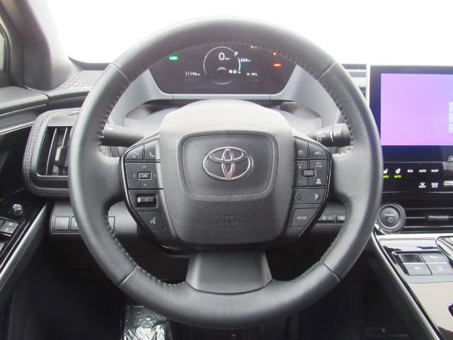 Used 2023 Toyota bZ4X XLE w/ Weather Package image 30