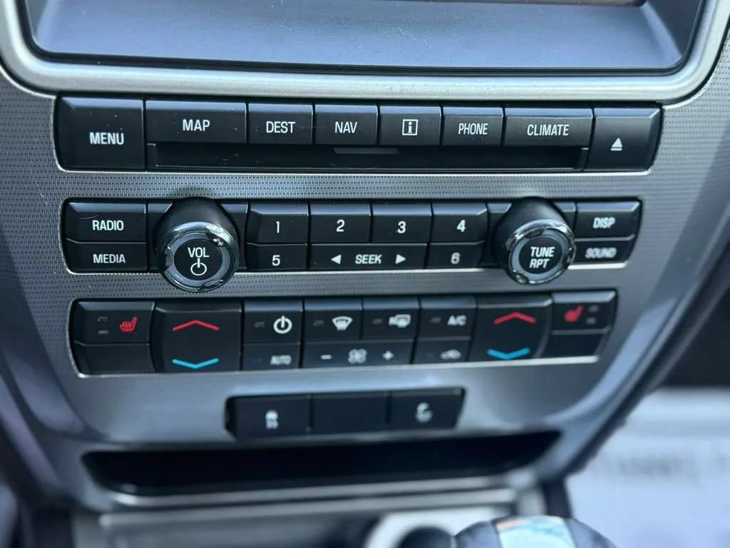 Used 2010 Ford Fusion Hybrid FWD image 12