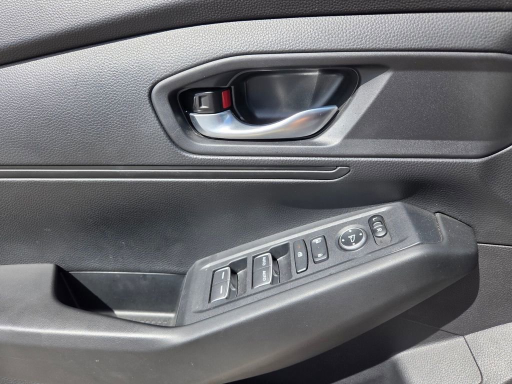 Used 2025 Honda Accord LX image 20