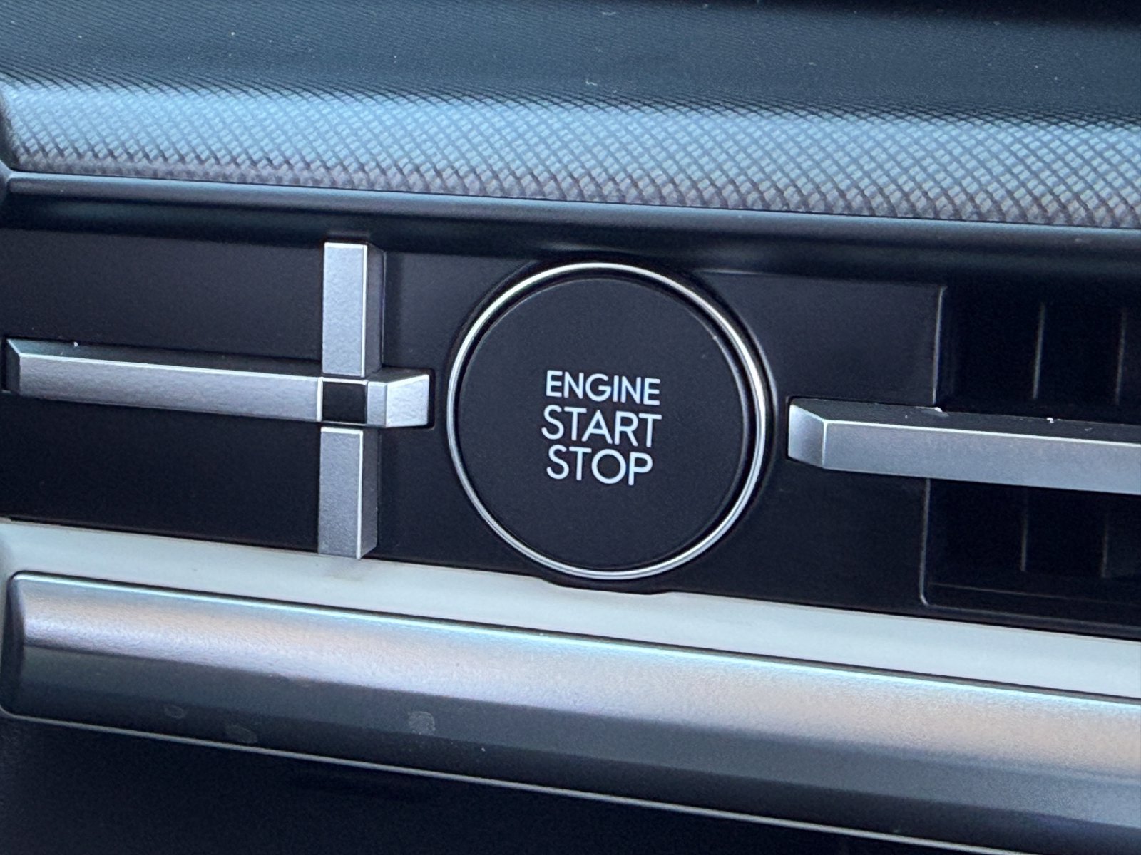 New 2027 Hyundai Santa Fe SEL FWD image 19