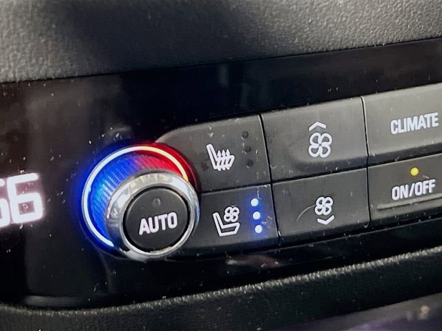 Used 2020 Buick Enclave Premium w/ Sun and Sites Package AWD/4WD image 22