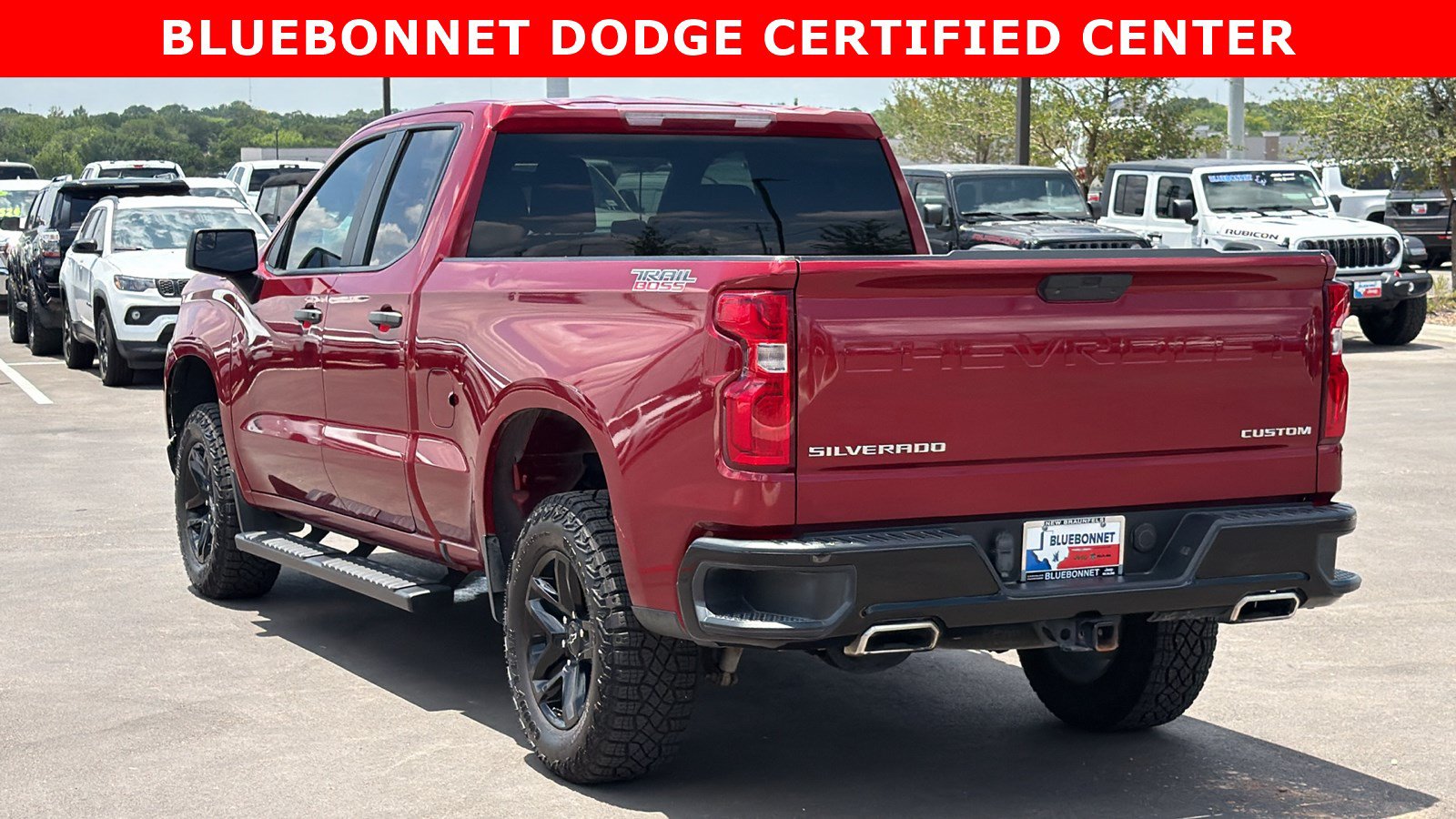 Used 2019 Chevrolet Silverado 1500 Custom Trail Boss w/ Custom Convenience Package AWD/4WD image 7
