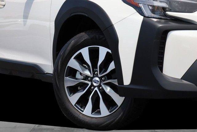 Used 2024 Subaru Outback Limited AWD/4WD image 3
