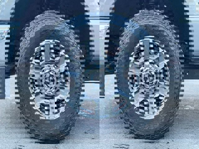 Used 2024 Ford F250 Lariat image 3