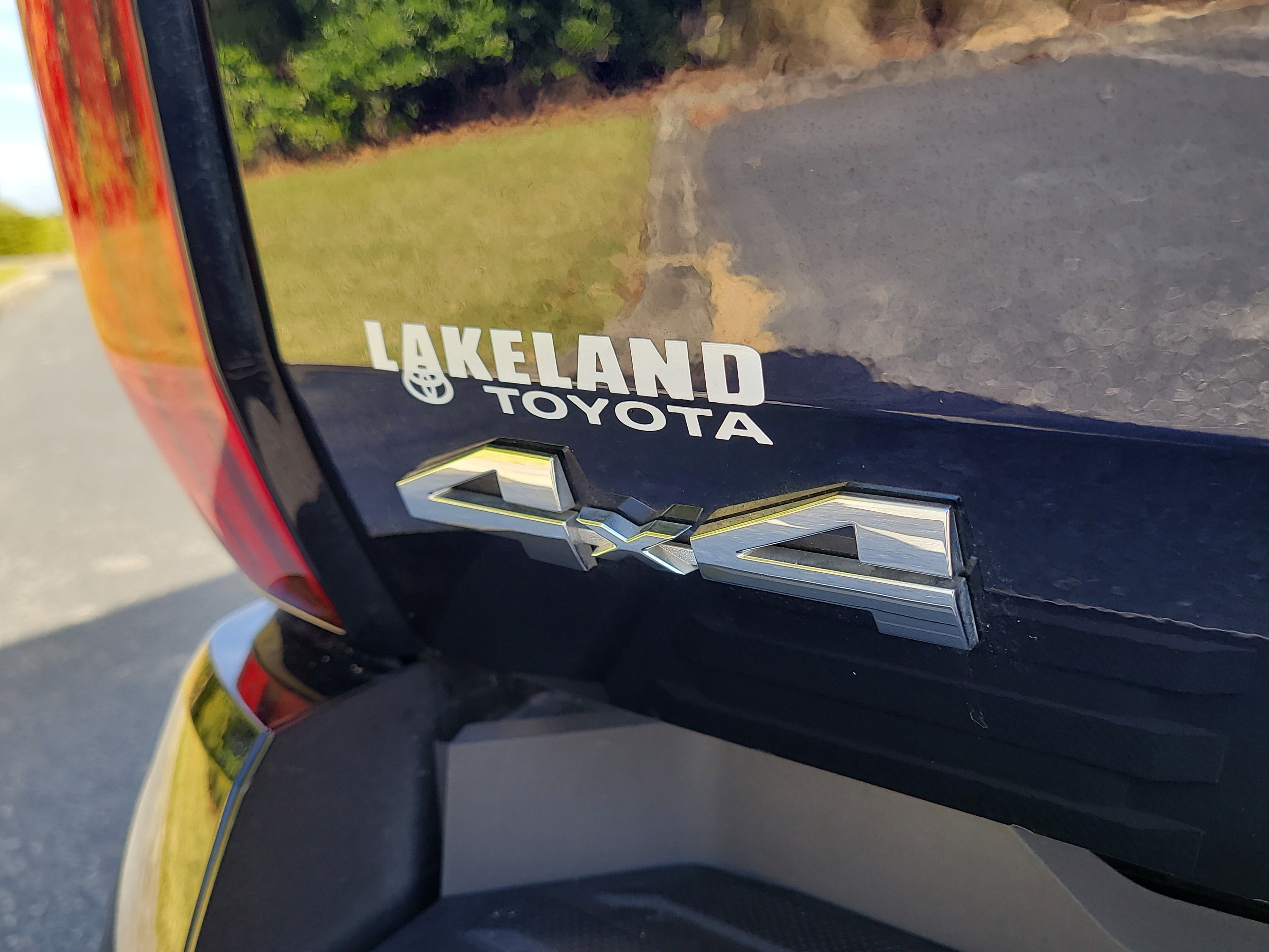 Used 2025 Toyota Tundra Limited image 11