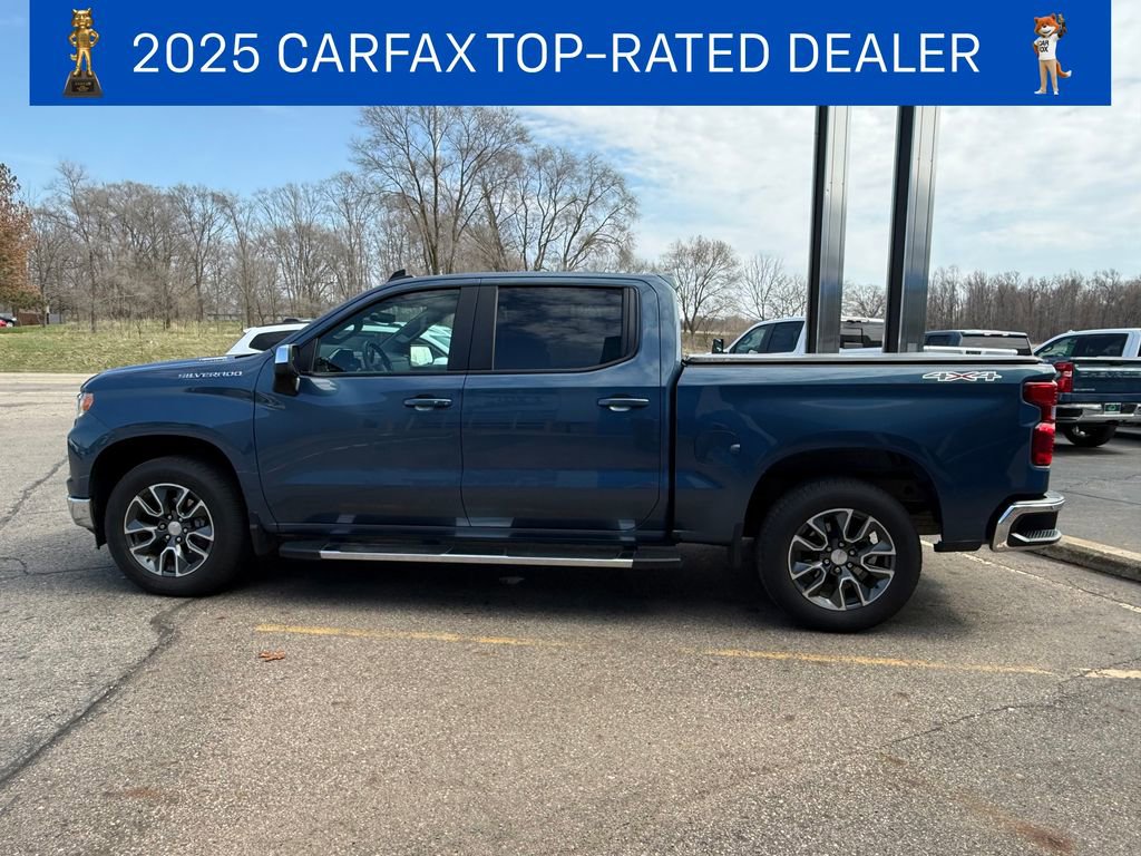 Certified 2024 Chevrolet Silverado 1500 LT image 2