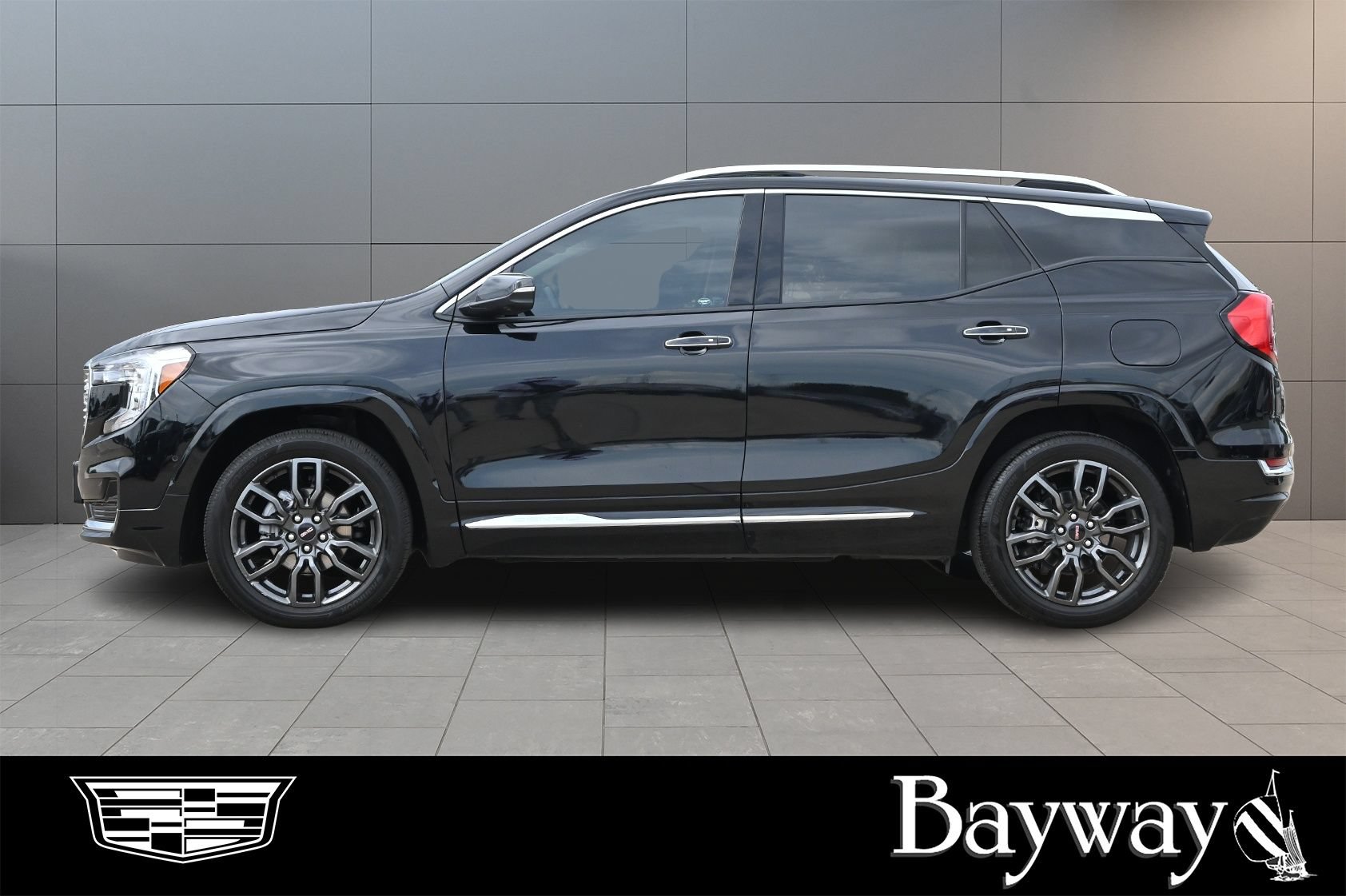 Used 2024 GMC Terrain Denali w/ Black Diamond Edition AWD/4WD image 5