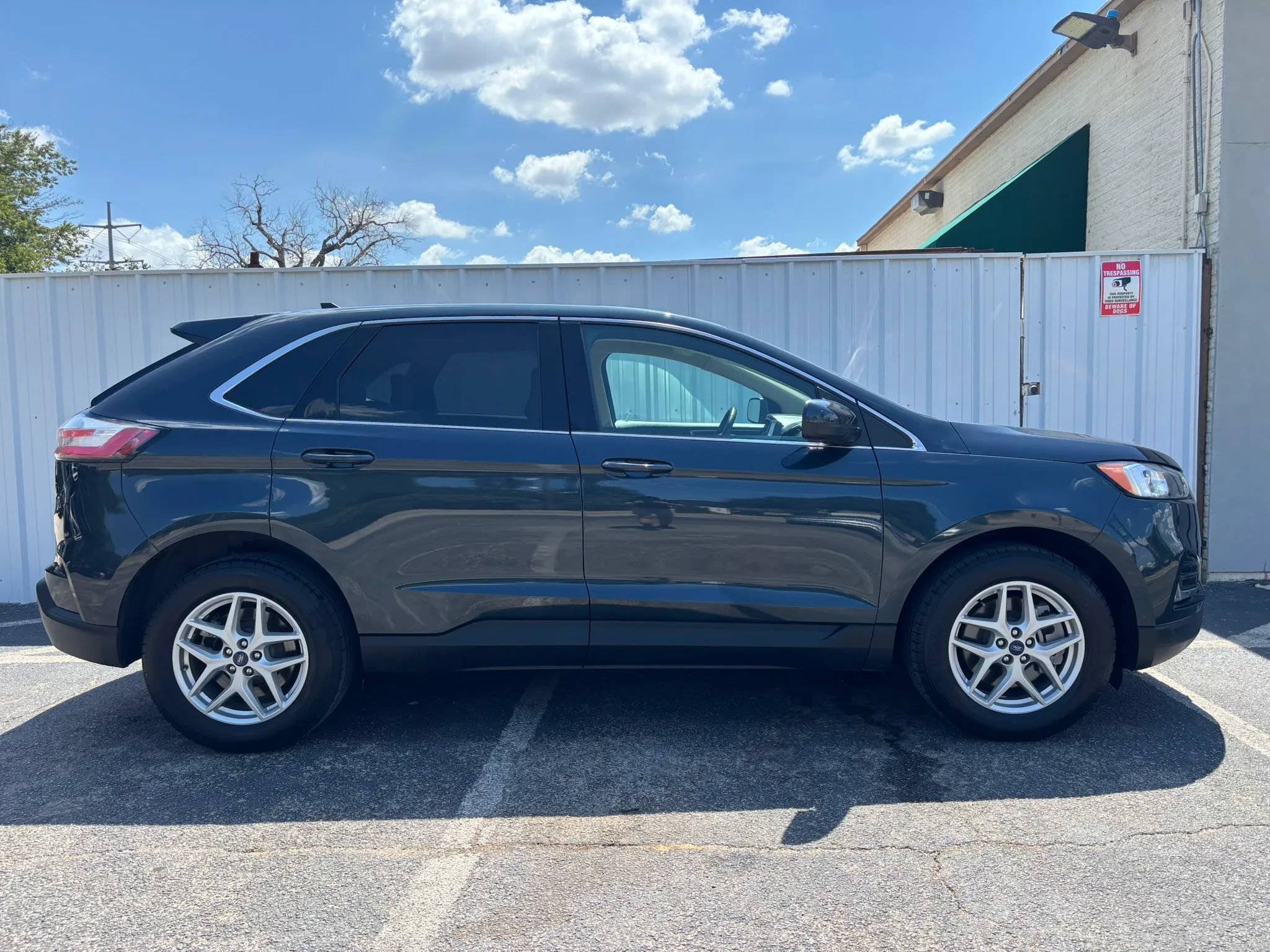 Used 2022 Ford Edge SEL w/ Convenience Package AWD/4WD image 8