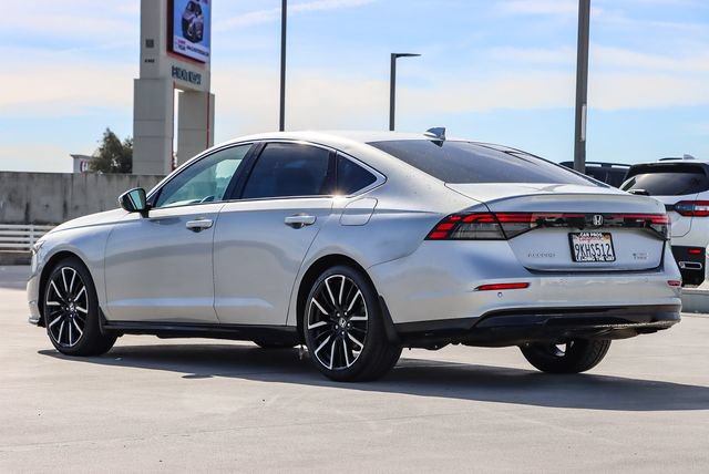 Used 2024 Honda Accord Touring image 6