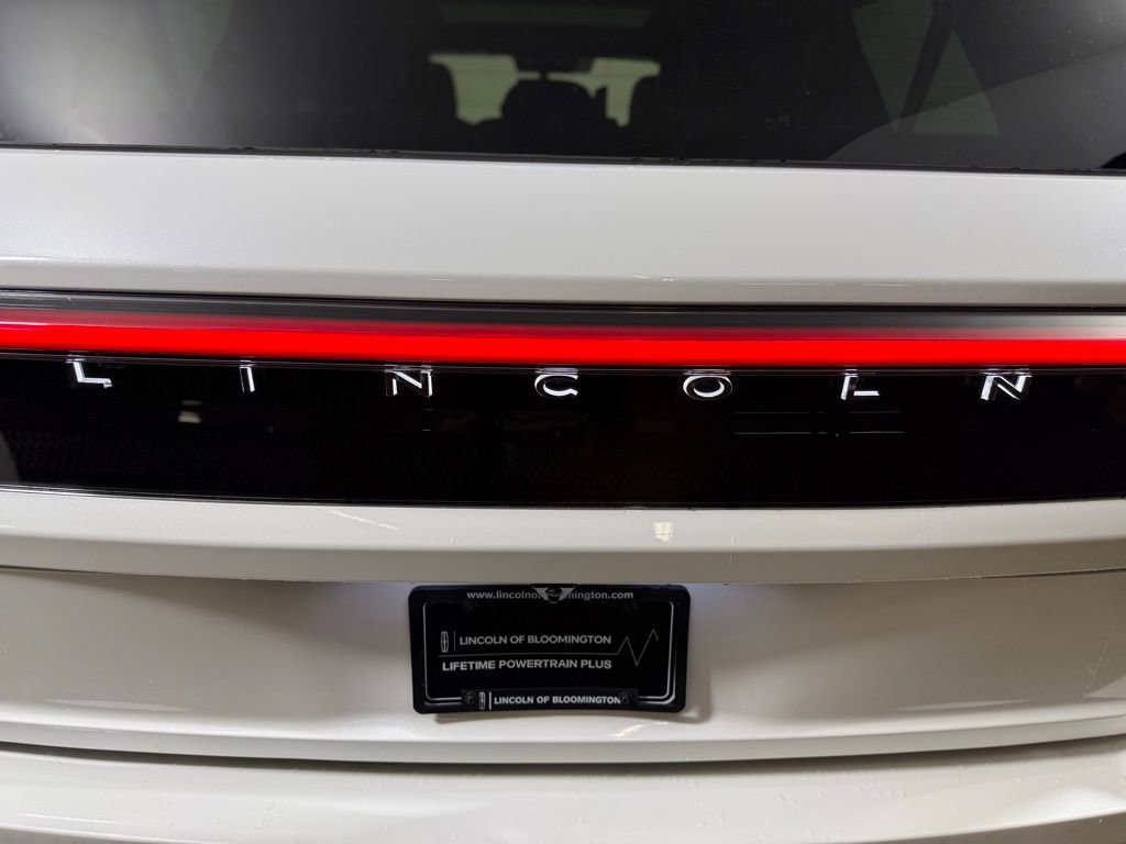 New 2025 Lincoln Navigator L Black Label image 33