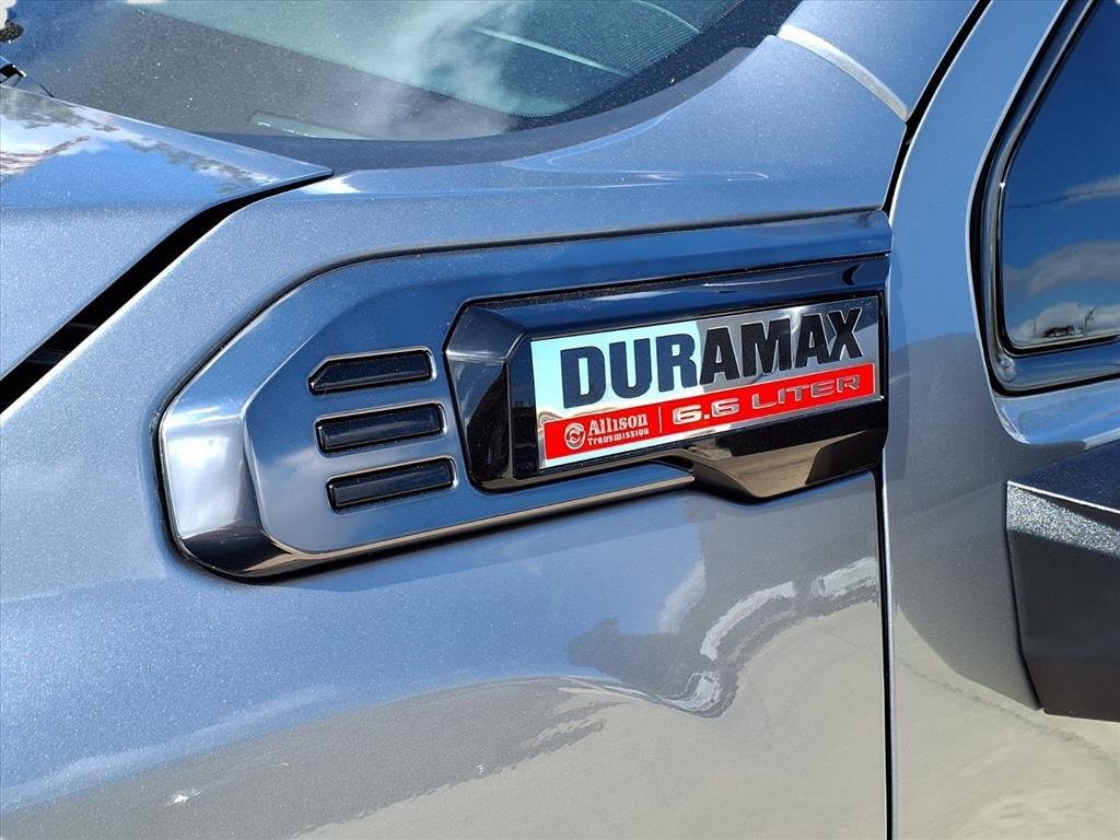 New 2026 GMC Sierra 2500 AT4 w/ AT4 Premium Plus Package image 8