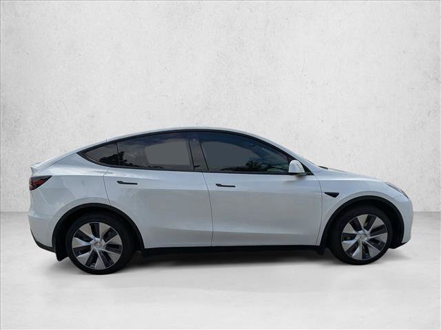 Used 2021 Tesla Model Y Long Range image 4