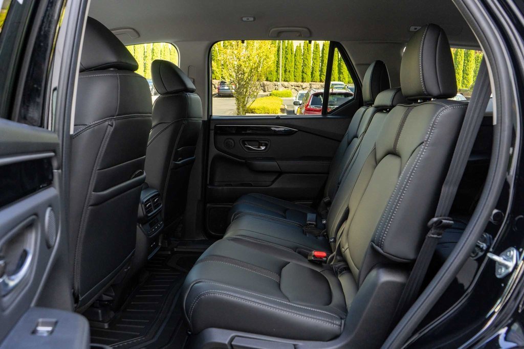 New 2025 Honda Pilot EX-L image 11