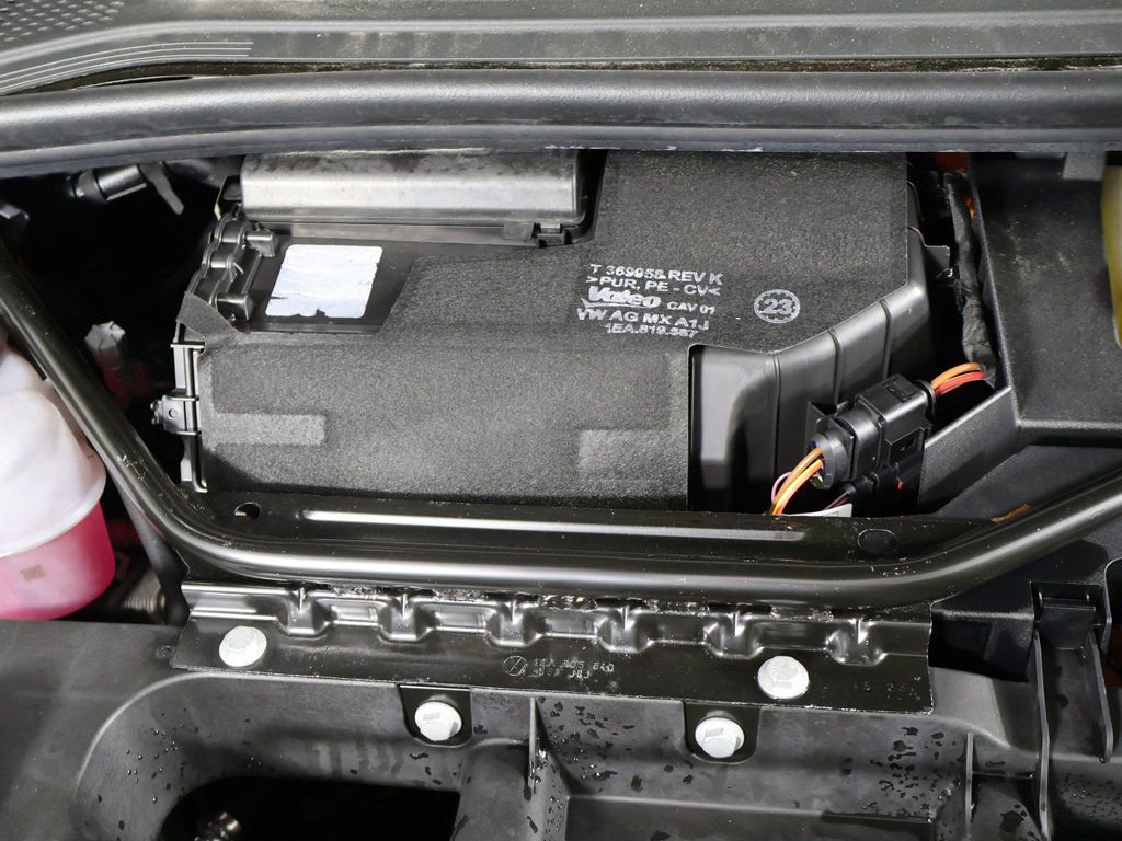 Used 2023 Volkswagen ID.4 Pro image 17