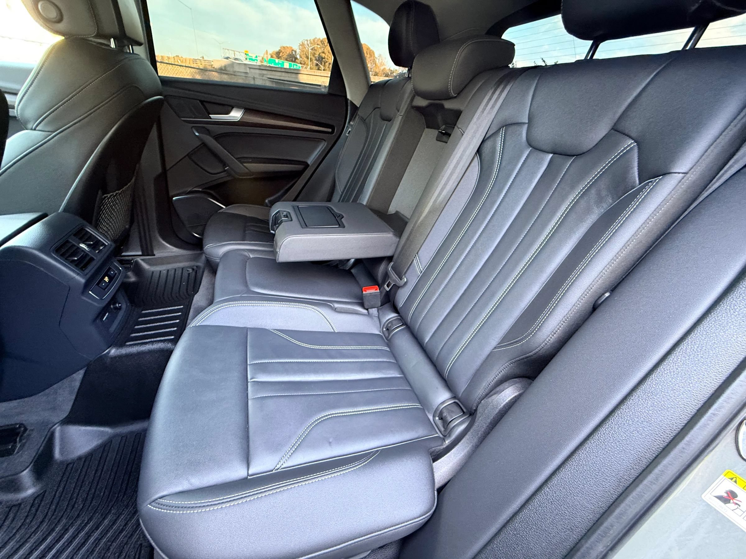 Used 2024 Audi Q5 2.0T Premium Plus w/ S Line AWD/4WD image 12